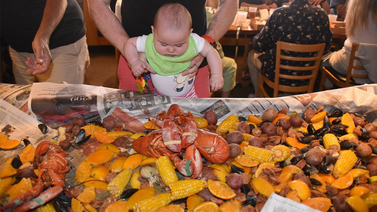 Lobster Boil at Bluegrass Restaurant